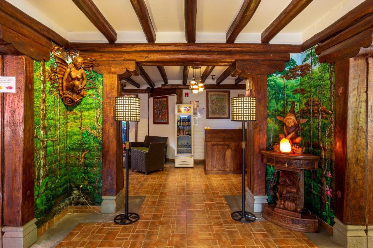 Hotel Ile Баньйос Екстер'єр фото